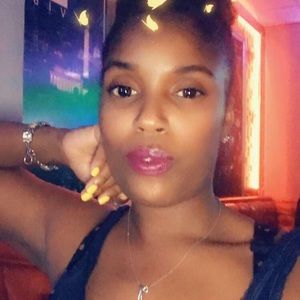 Meet your Posher, Tenai